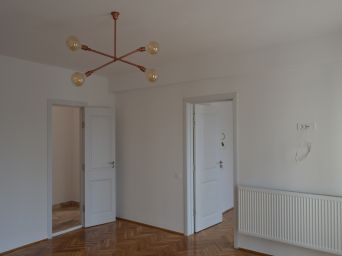 Apartament 4 camere ultracentral Piata Ferdinand